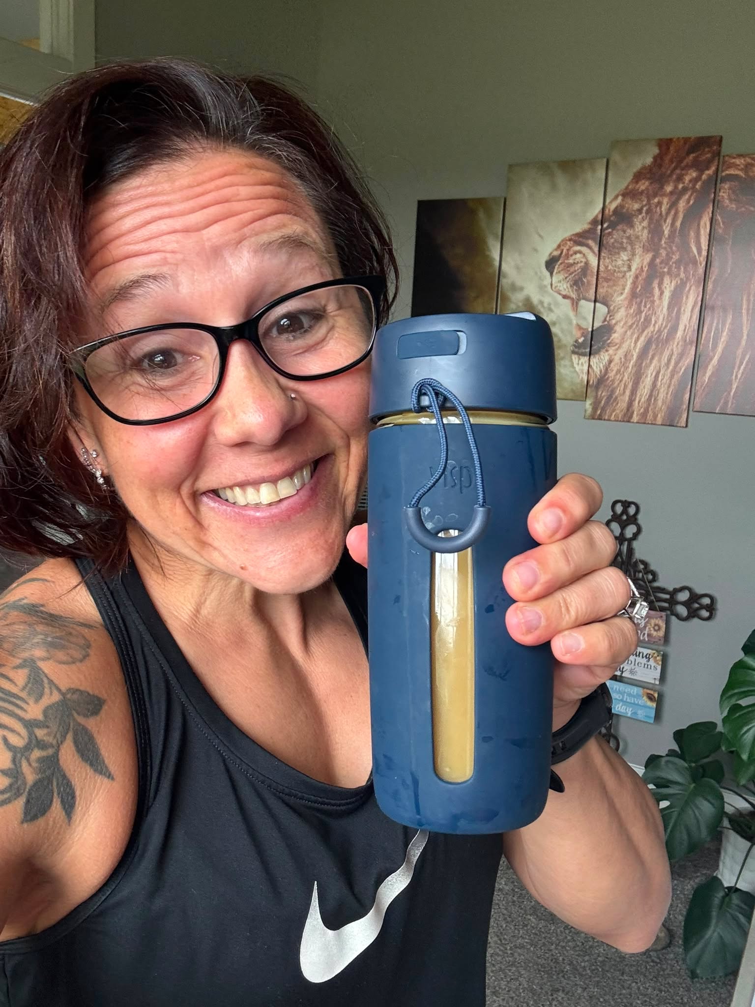 Day 13 update! Today was legs again. I felt amazing and added weight to all my lifts. Post-shoulder rehab, I have still been struggling with swimming. Today, I did critical speed swim 🏊 and didn’t have any shoulder pain. 2,000 meters is usually my stopping point. I felt good. I seriously wanted to stop and cry. I keep thinking that maybe it’s just the day, maybe it’s a fluke, but I'm impressed.

#perga #MidlifeWellness #core4 #betatesting #JointHealth #followmyjourney #guthealthmatters #healthyinsideandout